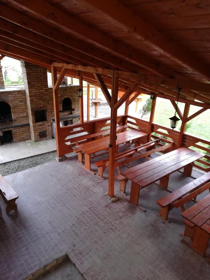 Pensiunea Colt Alb Ocolis Esterno foto